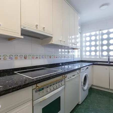 Con Parking En El Centro De *